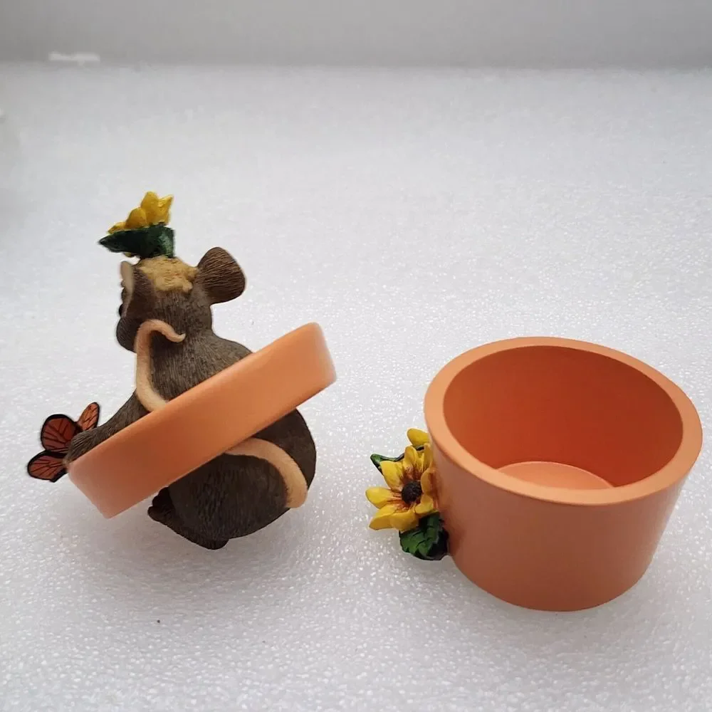 Charming Tails Fitz and‎ Floyd Flower Pot Surprise 88/112 Figurine